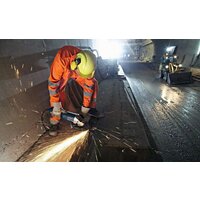 Угловая шлифмашина Bosch GWS 24-230 JH Professional (0601884203) - Превью изображения №2 — Интернет-магазин ПроЗаказ