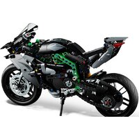 Конструктор LEGO Technic 42170 Мотоцикл Kawasaki Ninja H2R - Превью изображения №3 — Интернет-магазин ПроЗаказ