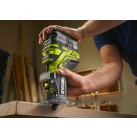 Кромочно-петельный фрезер Ryobi R18TR-0 5133002917 (без АКБ) - Превью изображения №2 — Интернет-магазин ПроЗаказ