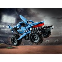 Конструктор LEGO Technic 42134 Monster Jam Megalodon - Превью изображения №13 — Интернет-магазин ПроЗаказ