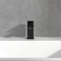 Смеситель Villeroy & Boch Subway 3.0 Extra Small TVW112001001K5 - Превью изображения №4 — Интернет-магазин ПроЗаказ