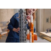 Конструктор LEGO Icons 10341 Космическая пусковая система NASA Artemis - Превью изображения №15 — Интернет-магазин ПроЗаказ