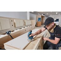Кромочно-петельный фрезер Bosch GKF 12V-8 Professional 06016B0002 (без АКБ и кейса) - Превью изображения №3 — Интернет-магазин ПроЗаказ