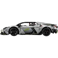 Конструктор LEGO Technic 42214 Суперкар Lamborghini Revuelto - Превью изображения №3 — Интернет-магазин ПроЗаказ