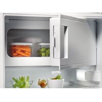 Мини-холодильник Electrolux LFB2AE88S - Превью изображения №5 — Интернет-магазин ПроЗаказ