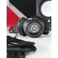 Наушники Sennheiser HD 820 - Превью изображения №11 — Интернет-магазин ПроЗаказ