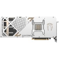 Видеокарта ZOTAC Gaming GeForce RTX 5090 Solid OC White Edition ZT-B50900Q-10P - Превью изображения №4 — Интернет-магазин ПроЗаказ