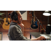 Наушники AKG K371 - Превью изображения №12 — Интернет-магазин ПроЗаказ