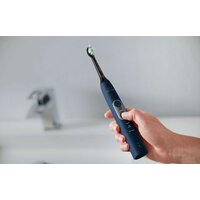 Электрическая зубная щетка Philips HX6871/47 - Превью изображения №4 — Интернет-магазин ПроЗаказ