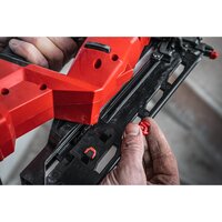 Гвоздезабиватель Milwaukee M18 FN16GA-0X Fuel 4933478094 (без АКБ, кейс) - Превью изображения №4 — Интернет-магазин ПроЗаказ
