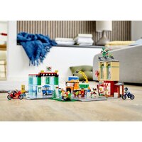 Конструктор LEGO City 60292 Центр города - Превью изображения №14 — Интернет-магазин ПроЗаказ