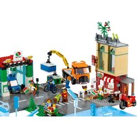 Конструктор LEGO City 60292 Центр города - Превью изображения №7 — Интернет-магазин ПроЗаказ