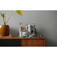 Конструктор LEGO Icons 10305 Замок Львиных рыцарей - Превью изображения №5 — Интернет-магазин ПроЗаказ