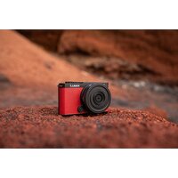 Беззеркальный фотоаппарат Panasonic Lumix S9 Body (красный) - Превью изображения №2 — Интернет-магазин ПроЗаказ