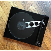 Виниловый проигрыватель Rega Planar 3 (черный) - Превью изображения №3 — Интернет-магазин ПроЗаказ