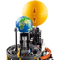 Конструктор LEGO Technic 42179 Планета Земля и Луна на орбите - Превью изображения №6 — Интернет-магазин ПроЗаказ