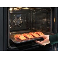 Электрический духовой шкаф Electrolux SteamBake 800 LOB8S39WZ - Превью изображения №5 — Интернет-магазин ПроЗаказ