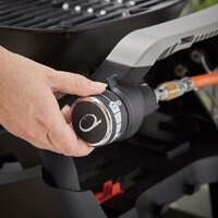 Портативный газовый гриль Weber Q 1200N 1501085 - Превью изображения №7 — Интернет-магазин ПроЗаказ