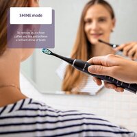 Электрическая зубная щетка TrueLife SonicBrush Clean30 (черный) - Превью изображения №6 — Интернет-магазин ПроЗаказ