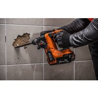 Перфоратор AEG Powertools BBH18BL2-502C 4935492343 (с 2-мя АКБ, кейс) - Превью изображения №6 — Интернет-магазин ПроЗаказ