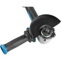 Угловая шлифмашина Bull CSG 1812-1 SR XLTpro Xcase 1333998 (с 2-мя АКБ, кейс) - Превью изображения №8 — Интернет-магазин ПроЗаказ