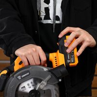 Дисковая (циркулярная) пила Deko DKCS20DA 085-1155 (с 1-им АКБ) - Превью изображения №7 — Интернет-магазин ПроЗаказ