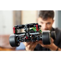 Конструктор LEGO Technic 42240 Aston Martin Aramco AMR25 F1 - Превью изображения №11 — Интернет-магазин ПроЗаказ