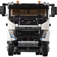 Конструктор LEGO Technic Грузовик Volvo FMX и электрический экскаватор EC230 42175 - Превью изображения №4 — Интернет-магазин ПроЗаказ