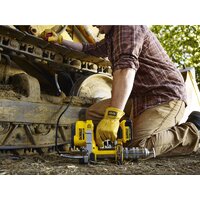 Шприц для смазки DeWalt DCGG571M1 (с 1-им АКБ, кейс) - Превью изображения №4 — Интернет-магазин ПроЗаказ