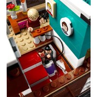 Конструктор LEGO Ideas 21330 Один дома - Превью изображения №30 — Интернет-магазин ПроЗаказ