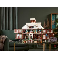 Конструктор LEGO Ideas 21330 Один дома - Превью изображения №41 — Интернет-магазин ПроЗаказ