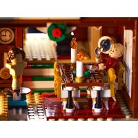 Конструктор LEGO Ideas 21330 Один дома - Превью изображения №23 — Интернет-магазин ПроЗаказ