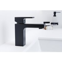 Смеситель Hansgrohe Vernis Shape 71569670 - Превью изображения №2 — Интернет-магазин ПроЗаказ