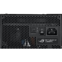Блок питания ASUS ROG-STRIX-1000G - Превью изображения №11 — Интернет-магазин ПроЗаказ
