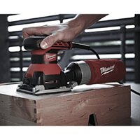Виброшлифмашина Milwaukee SPS 140 - Превью изображения №2 — Интернет-магазин ПроЗаказ