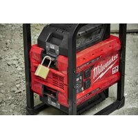 Портативная зарядная станция Milwaukee MX FUEL MXF PS-0 4933493922 (без АКБ) - Превью изображения №17 — Интернет-магазин ПроЗаказ