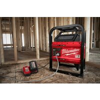 Портативная зарядная станция Milwaukee MX FUEL MXF PS-0 4933493922 (без АКБ) - Превью изображения №7 — Интернет-магазин ПроЗаказ