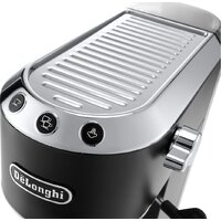 Рожковая кофеварка DeLonghi Dedica EC 685.BK - Превью изображения №3 — Интернет-магазин ПроЗаказ