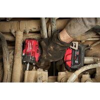 Гайковерт Milwaukee M18 FIW2P12-502X 4933478447 (с 2-мя АКБ, кейс) - Превью изображения №6 — Интернет-магазин ПроЗаказ
