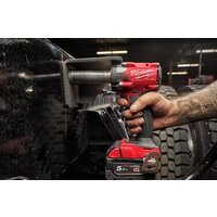 Гайковерт Milwaukee M18 FIW2P12-502X 4933478447 (с 2-мя АКБ, кейс) - Превью изображения №12 — Интернет-магазин ПроЗаказ