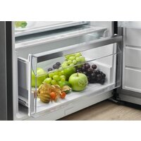 Однокамерный холодильник Electrolux LRC5ME38X2 - Превью изображения №6 — Интернет-магазин ПроЗаказ