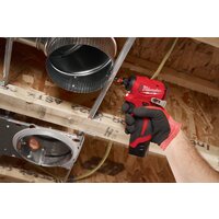  Milwaukee M12 BLPP3A-202B 4933499694 (шуруповерт, винтоверт, фонарь, 2 АКБ, сумка) - Превью изображения №3 — Интернет-магазин ПроЗаказ