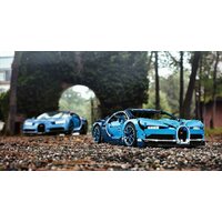 Конструктор LEGO Technic 42083 Bugatti Chiron - Превью изображения №18 — Интернет-магазин ПроЗаказ