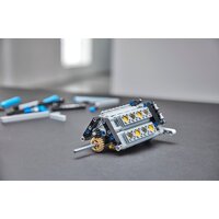 Конструктор LEGO Technic 42083 Bugatti Chiron - Превью изображения №8 — Интернет-магазин ПроЗаказ