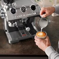 Кофейная станция DeLonghi La Specialista Maestro with Cold Brew EC9885M - Превью изображения №12 — Интернет-магазин ПроЗаказ