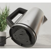 Электрический чайник Electrolux E5K1-6ST - Превью изображения №4 — Интернет-магазин ПроЗаказ