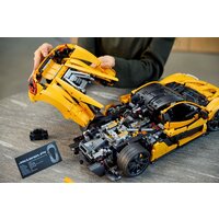 Конструктор LEGO Technic 42172 McLaren P1 - Превью изображения №9 — Интернет-магазин ПроЗаказ