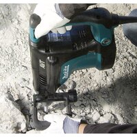Отбойный молоток Makita HM1213C - Превью изображения №3 — Интернет-магазин ПроЗаказ