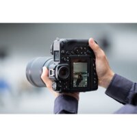 Беззеркальный фотоаппарат Nikon Z9 Body - Превью изображения №17 — Интернет-магазин ПроЗаказ