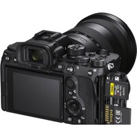 Беззеркальный фотоаппарат Sony Alpha a7S III Body - Превью изображения №13 — Интернет-магазин ПроЗаказ